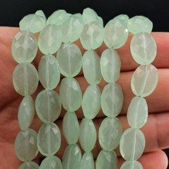 Calcedonio Tonalità Verde Chiaro in Perline Forma Ovale Piatto Sfaccettato a Mano Foro Passante 10-13X15-17mm