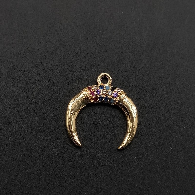 Componente Pendente Di Bronzo Con Zirconi Multicolor Pavè Mezzaluna Con Un Anellino 14x15mm Dorato 1pz