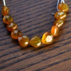 Calcedonio Giallo Perline Forma Cuore Piatto Sfaccettato a Mano Foro Passante 12-13mm
