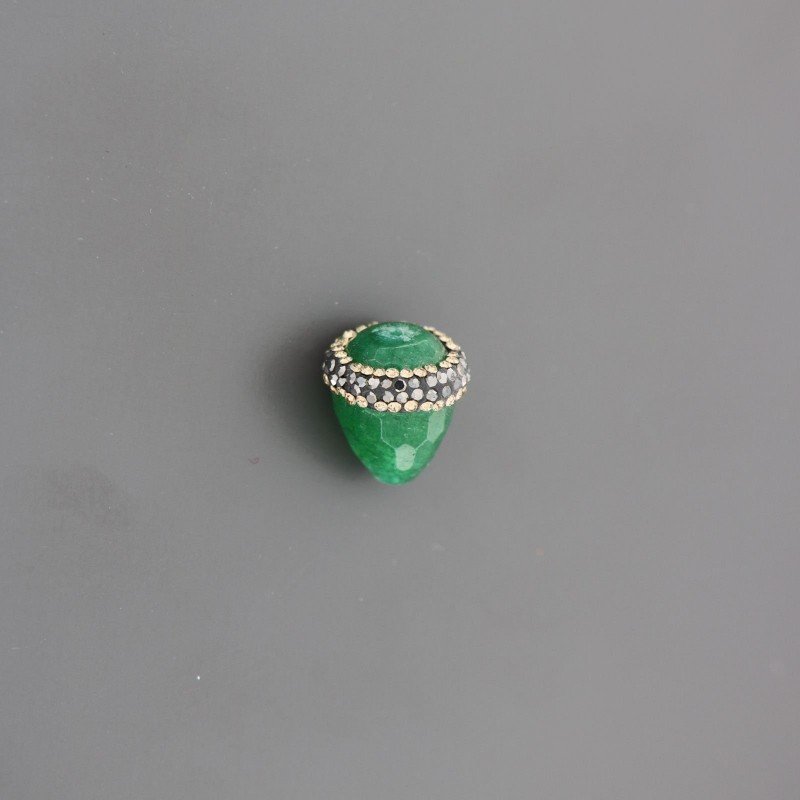 Marcasite Strass Con giada verde goccia 14x16mm 1pz Marcasite Strass Con giada verde goccia 14x16mm 1pz