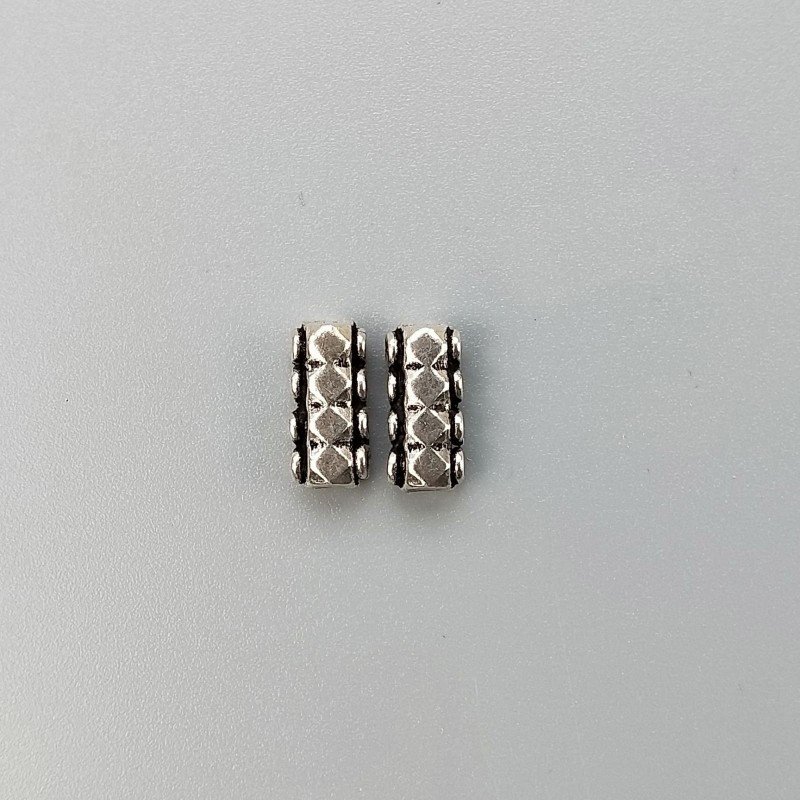 Distanziatore In Ottone Forma Barretta 4 Fili Ethnico Ossidato 04X16mm-Argentato 1pz