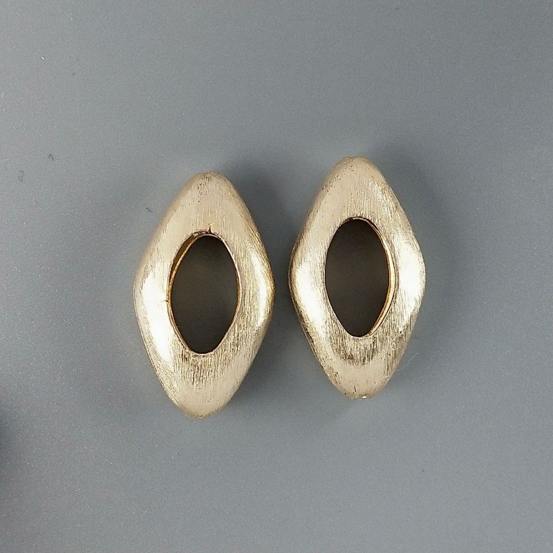 Distanziatore In Ottone Forma Rombo Forato 15X27mm-Dorato 1pz