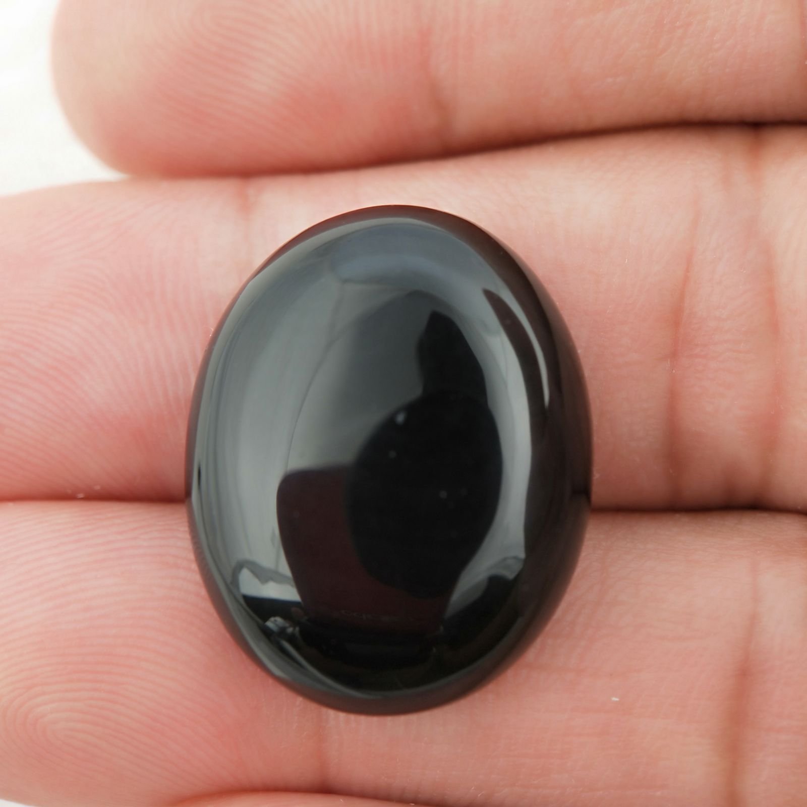Onice Nera Naturale Forma Ovale Piatto Cabochon Liscio Fatto a Mano 24X19X6mm 26,20 Carati 1pz