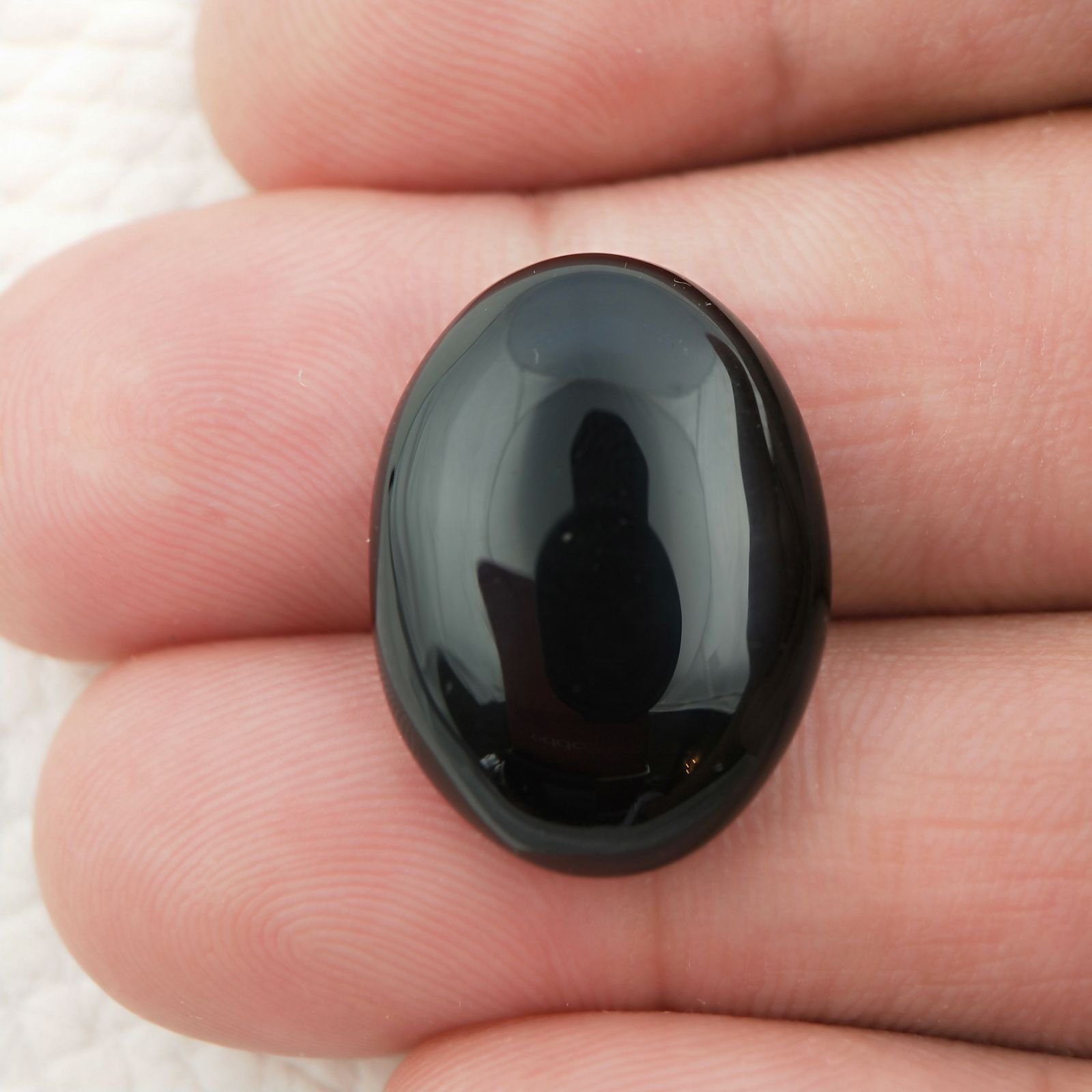 Onice Nera Naturale Forma Ovale Piatto Cabochon Liscio Fatto a Mano 22X16X5mm 15,90 Carati 1pz