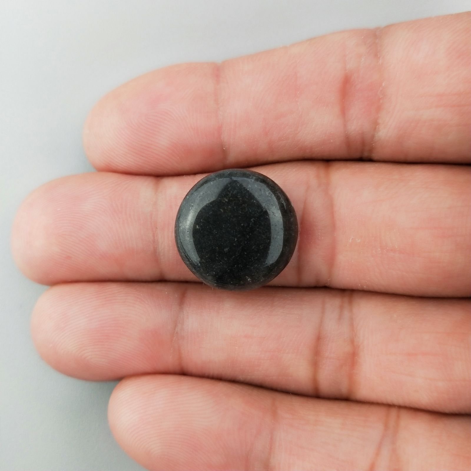 Agata Nero Chiaro Naturale Forma Tondo Piatto Cabochon Liscio Fatto a Mano 17X17X5mm 12,50 Carati 1pz