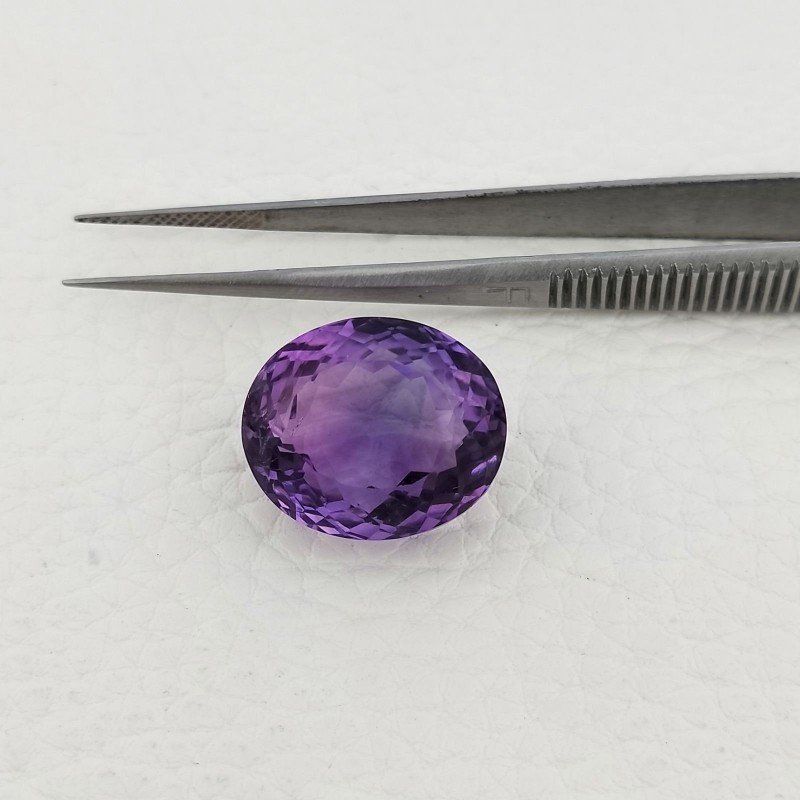 Ametista Naturale Taglio Ovale Sfaccettata Fatto a Mano Gemma Sciolte 18X15X12mm 25,15 Carati 1pz