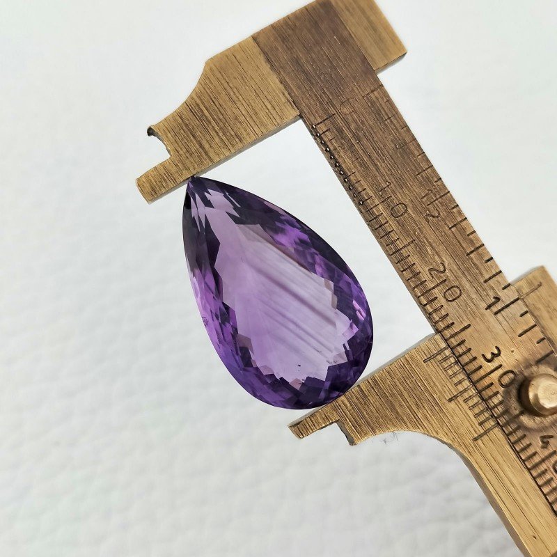 Ametista Naturale Taglio Goccia Sfaccettata Fatto a Mano Gemma Sciolte 26X15X10mm 24,45 Carati 1pz Ametista Naturale Taglio Goccia Sfaccettata Fatto a Mano Gemma Sciolte 26X15X10mm 24,45 Carati 1pz