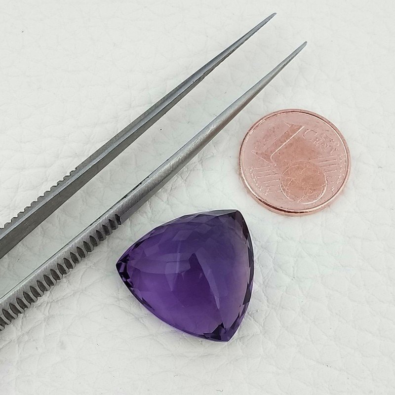 Ametista Naturale Taglio Trillion Sfaccettata Fatto a Mano Gemma Sciolta 19X19X11mm 22,40 Carati 1pz