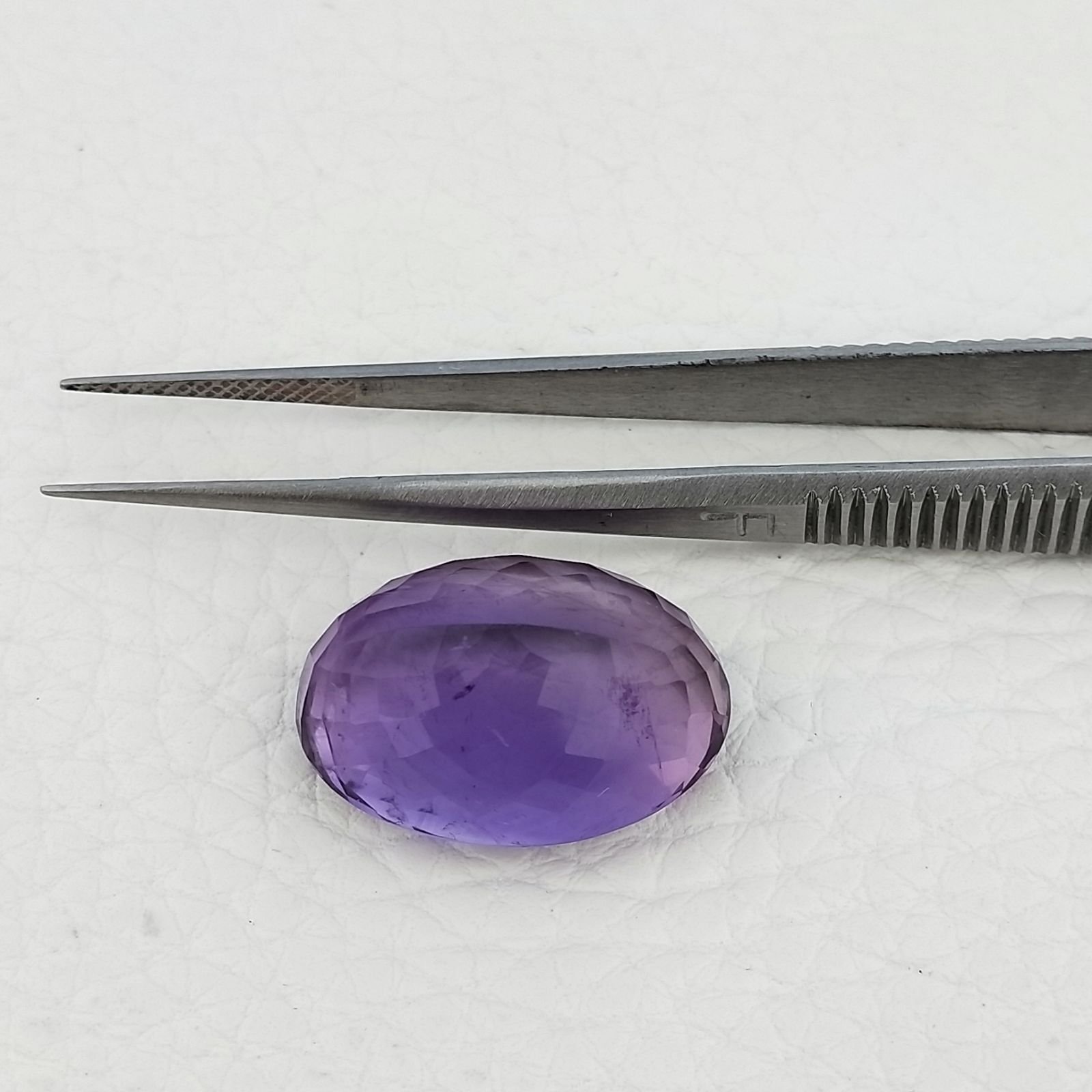 Ametista Naturale Taglio Ovale Sfaccettata Fatto a Mano Gemma Sciolta 15X21X10,3mm 21,90 Carati 1pz