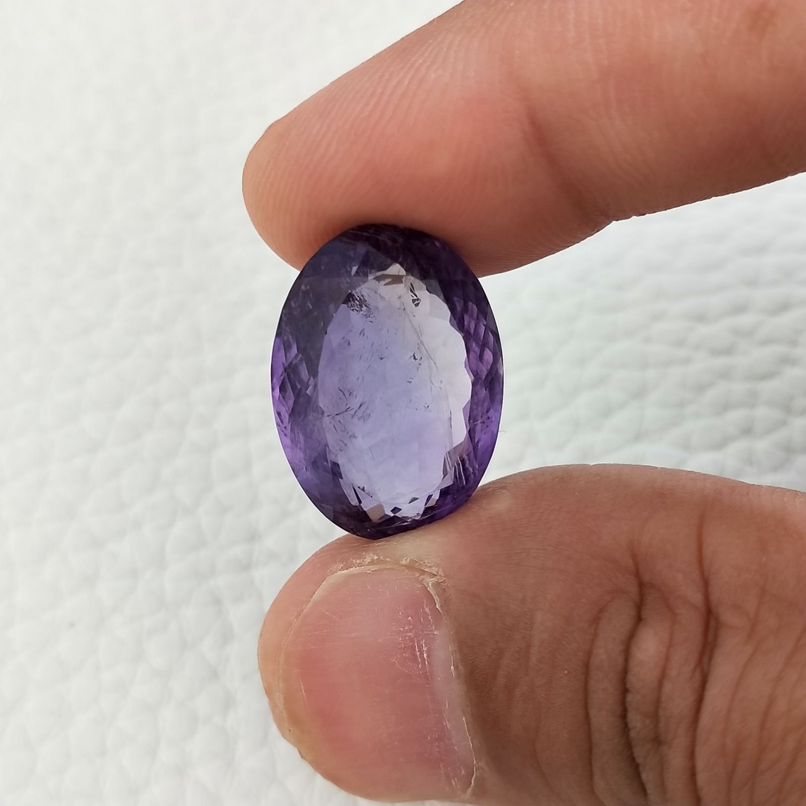 Ametista Naturale Taglio Ovale Sfaccettata Fatto a Mano Gemma Sciolta 15X21X10,3mm 21,90 Carati 1pz