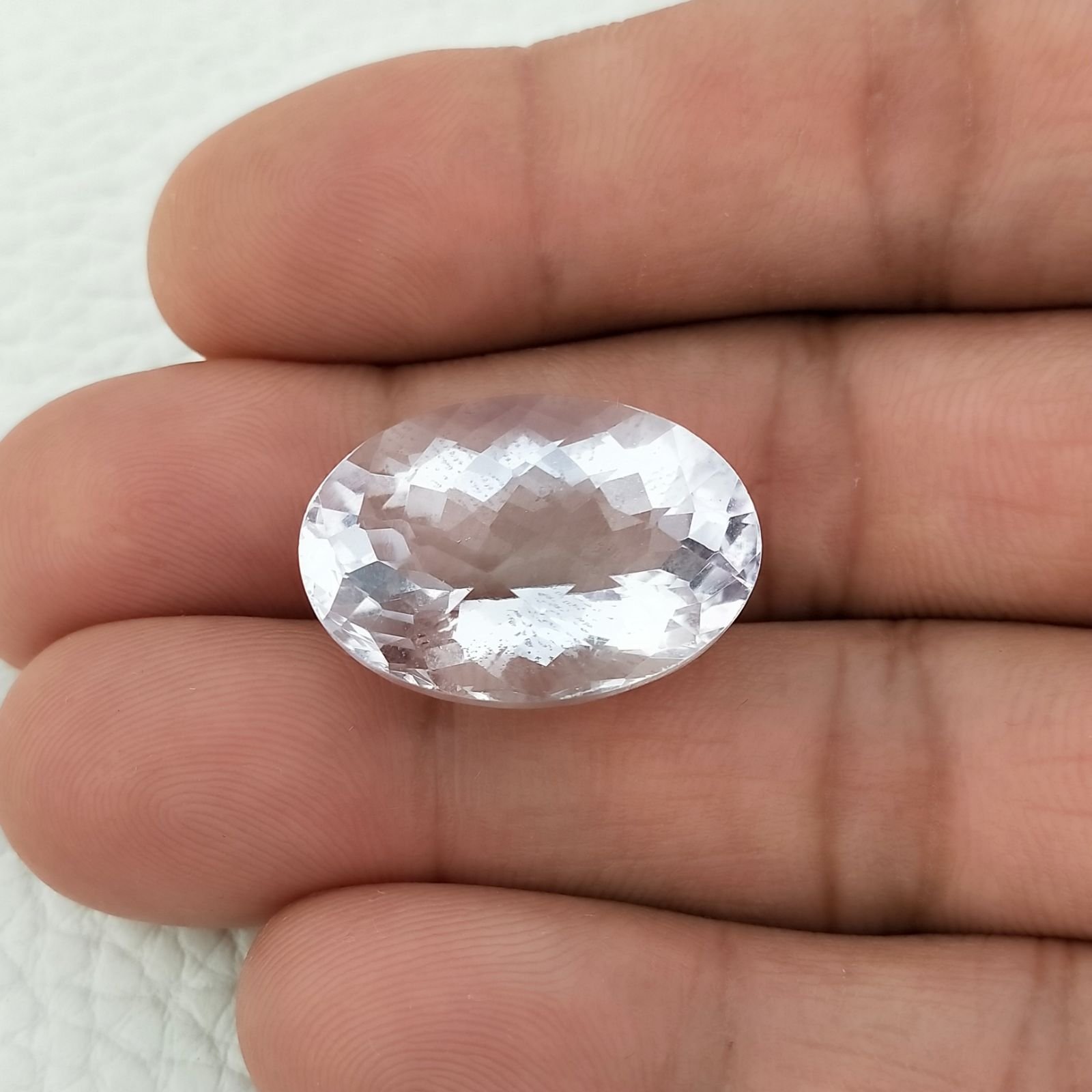 Ametista Rosa di Francia Naturale Taglio Ovale Sfaccettata Fatto a Mano Gemma Sciolta 16X23mm 25,15 Carati 1pz
