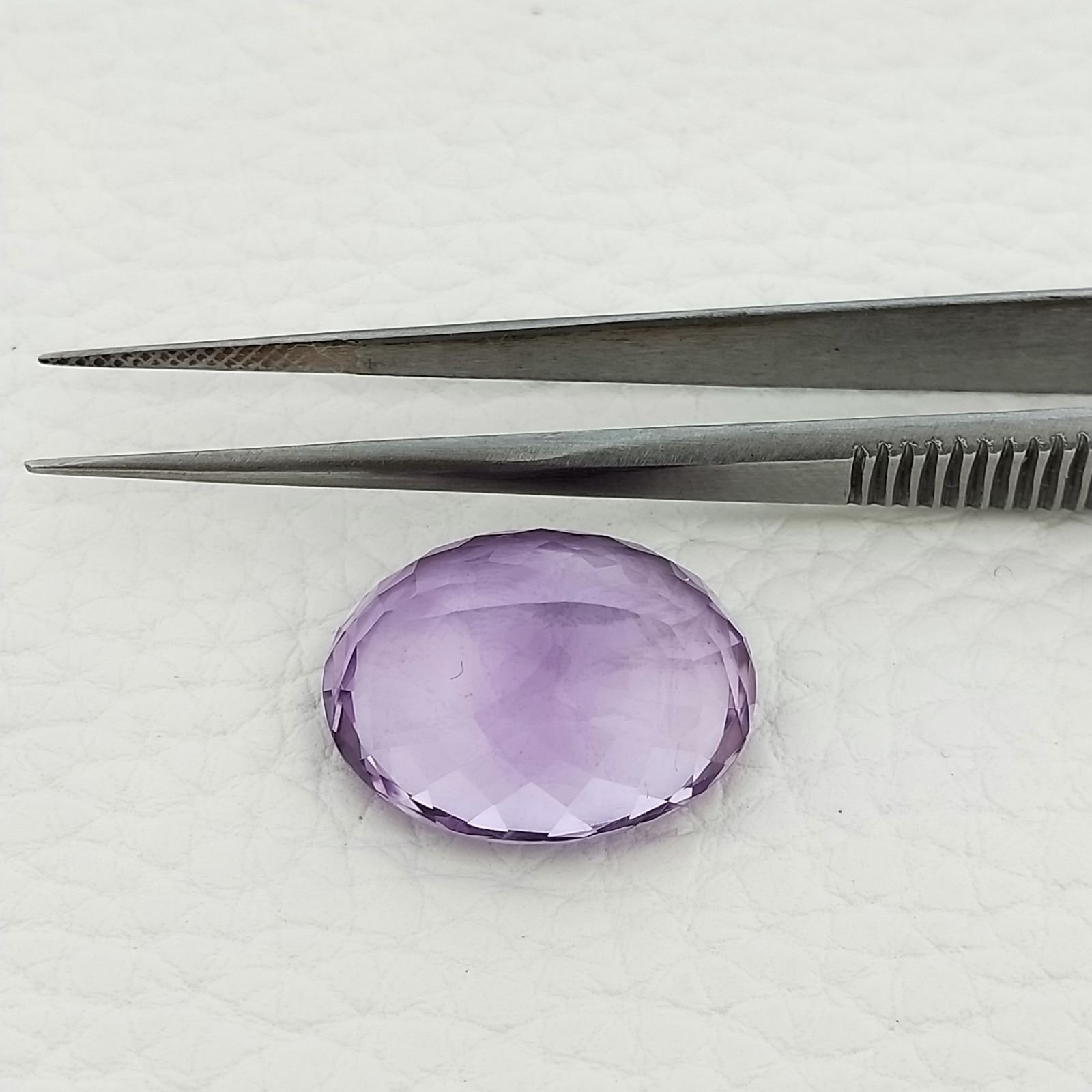 Ametista Naturale Taglio Ovale Sfaccettata Fatto a Mano Gemma Sciolta 16X19X9mm 18,70 Carati 1pz