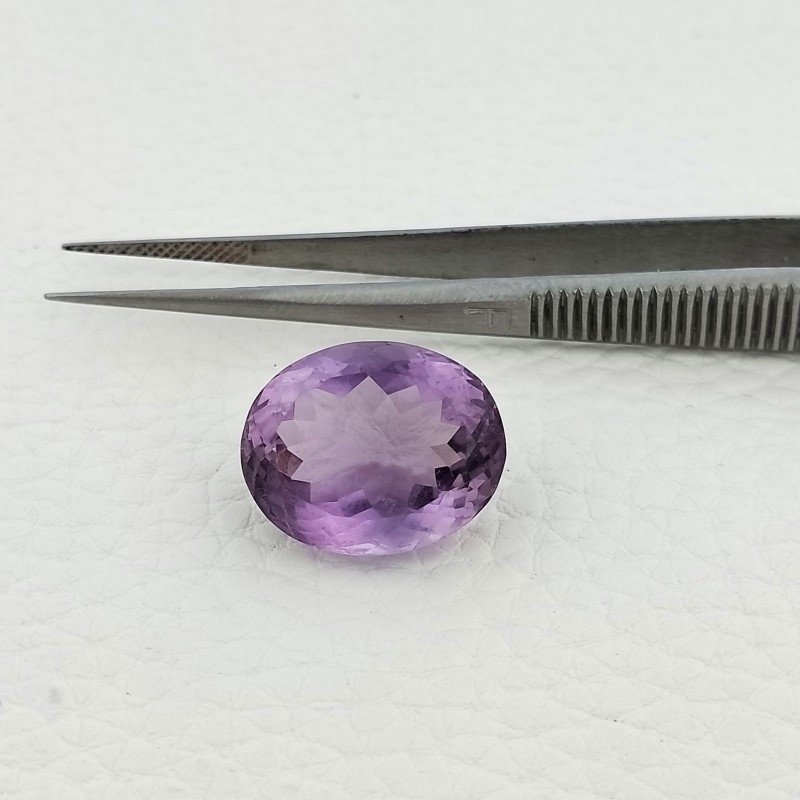 Ametista Naturale Taglio Ovale Sfaccettata Fatto a Mano Gemma Sciolta 15X18X10,8mm 18,45 Carati 1pz