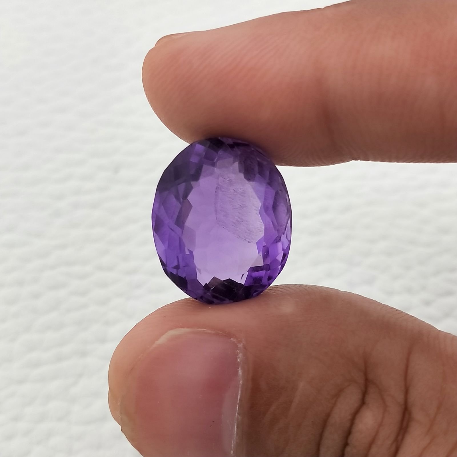 Ametista Naturale Taglio Ovale Sfaccettata Fatto a Mano Gemma Sciolta 14X18X10mm 17,50 Carati 1pz