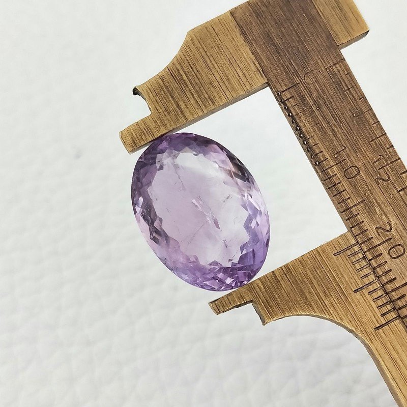 Ametista Naturale Taglio Ovale Sfaccettata Fatto a Mano Gemma Sciolta 14X19X8,7mm 15,10 Carati 1pz Ametista Naturale Taglio Ovale Sfaccettata Fatto a Mano Gemma Sciolta 14X19X8,7mm 15,10 Carati 1pz