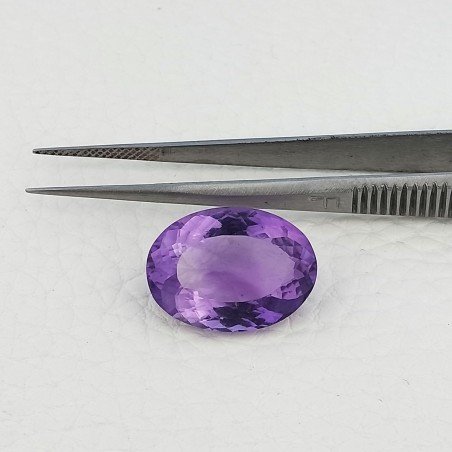 Ametista Naturale Taglio Ovale Sfaccettata Fatto a Mano Gemma Sciolta 14X19X9mm 14,20 Carati 1pz