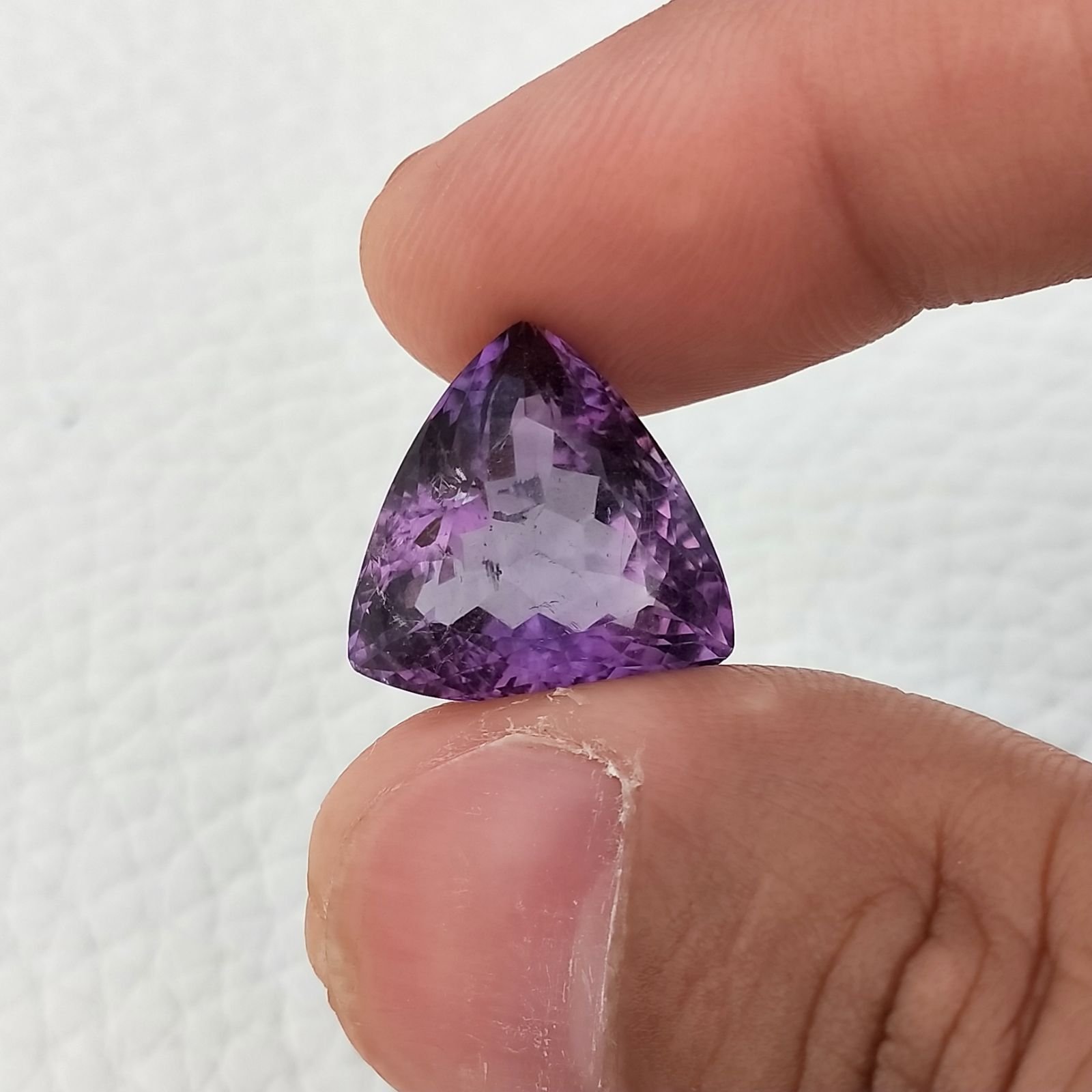 Ametista Naturale Taglio Trillion Sfaccettata Fatto a Mano Gemma Sciolta 16X16X10mm 13,50 Carati 1pz