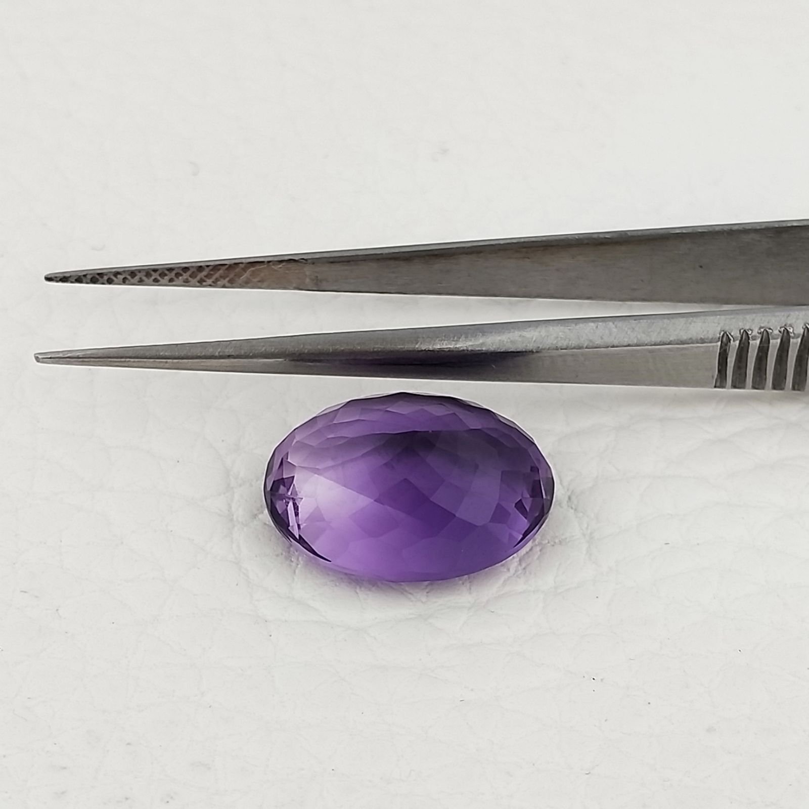 Ametista Naturale Taglio Ovale Sfaccettata Fatto a Mano Gemma Sciolta 12X16X8mm 9,95 Carati 1pz