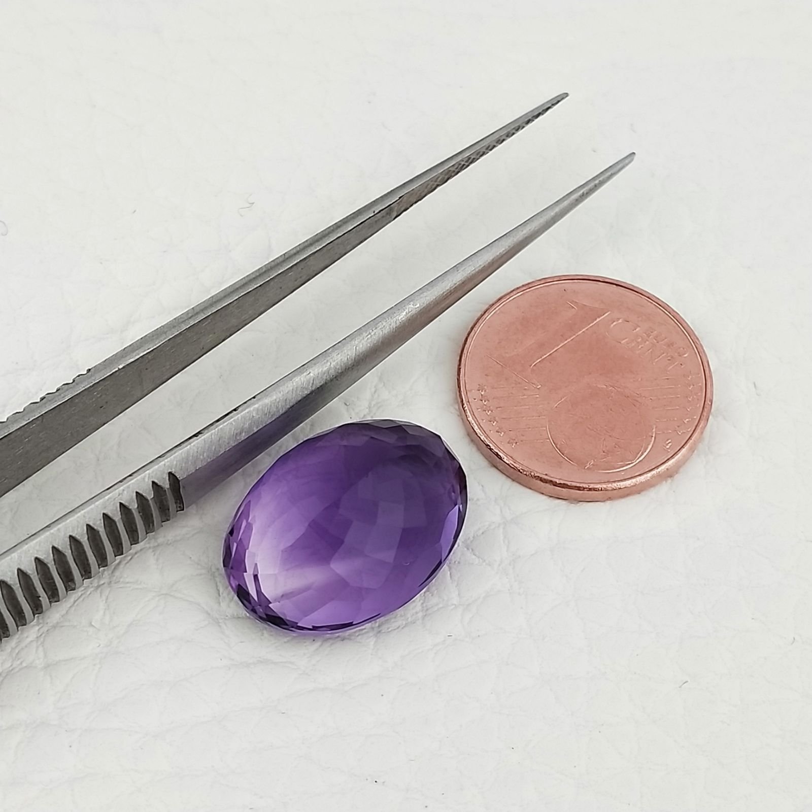 Ametista Naturale Taglio Ovale Sfaccettata Fatto a Mano Gemma Sciolta 12X16X8mm 9,95 Carati 1pz