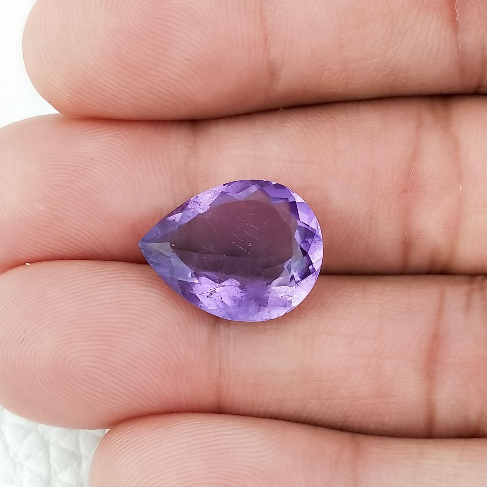 Ametista Naturale Taglio Goccia Sfaccettata Fatto a Mano Gemma Sciolta 13X17X6mm 8,25 Carati 1pz