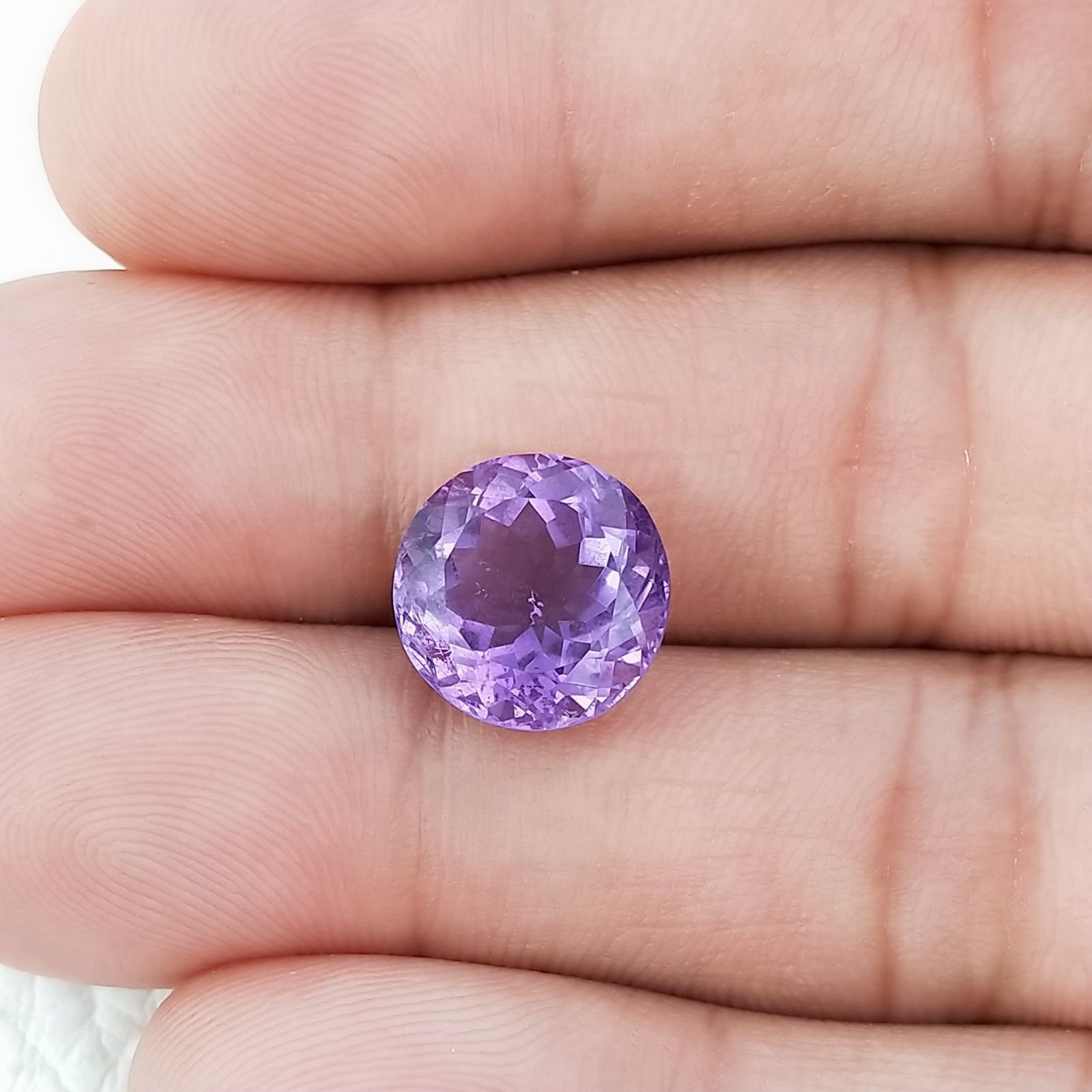 Ametista Naturale Taglio Tondo Sfaccettata Fatto a Mano Gemma Sciolta 11,5X7,6mm 5,65 Carati 1pz