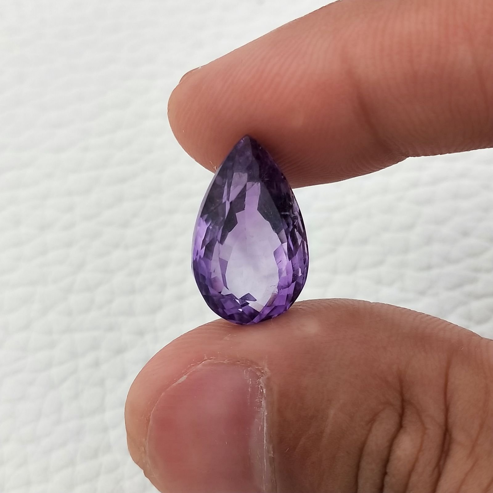 Ametista Naturale Taglio Goccia Sfaccettata Fatto a Mano Gemma Sciolta 11X18x9,4mm 11,20 Carati 1pz