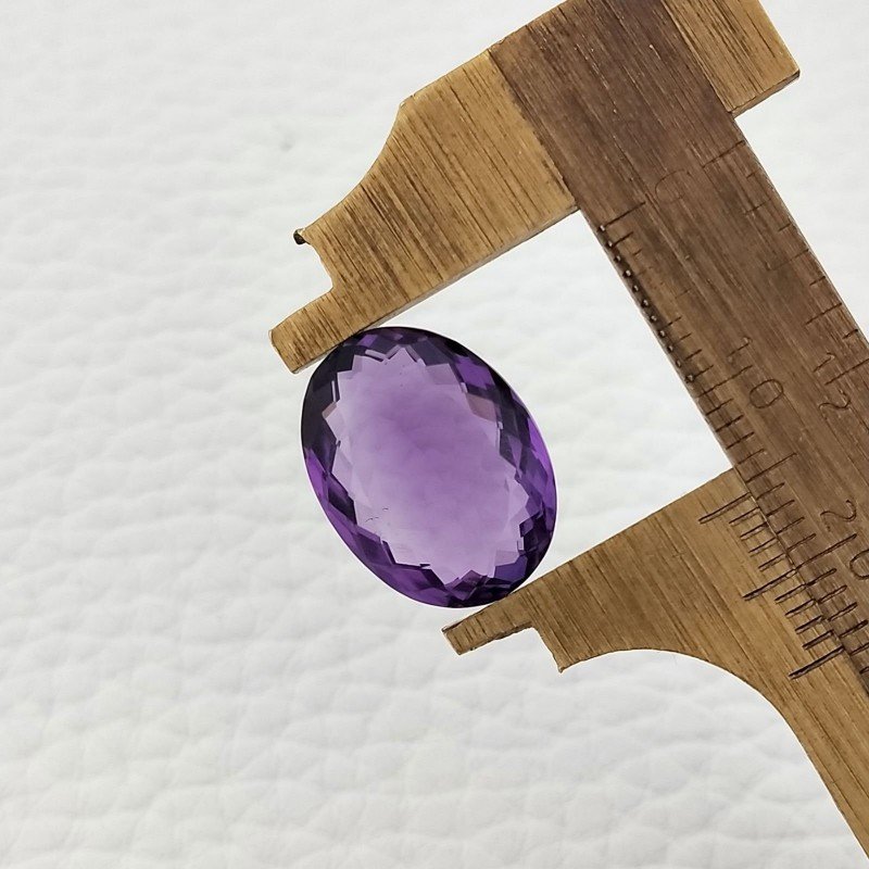 Ametista Naturale Taglio Ovale Sfaccettata Fatto a Mano Gemma Sciolta 12X16X7mm 8,85 Carati 1pz