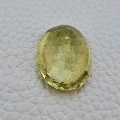 Quarzo Limone Naturale Taglio Ovale Sfaccettato a Mano Gemma Sciolta 21x28mm 41.15 Carati 1pz
