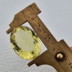 Quarzo Limone Naturale Taglio Ovale Sfaccettato a Mano Gemma Sciolta 21x28mm 41.15 Carati 1pz
