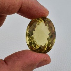 Quarzo Limone Naturale Taglio Ovale Sfaccettato a Mano Gemma Sciolta 28x22x16mm 60,30 Carati 1pz
