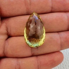 Quarzo Limone Naturale Taglio Goccia Sfaccettato a Mano Gemma Sciolta 31X19X15mm 54,70 Carati 1pz Quarzo Limone Naturale Taglio Goccia Sfaccettato a Mano Gemma Sciolta 31X19X15mm 54,70 Carati 1pz