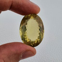 Quarzo Limone Naturale Taglio Ovale Sfaccettato a Mano Gemma Sciolta 29x21x14mm 51,20 Carati 1pz Quarzo Limone Naturale Taglio Ovale Sfaccettato a Mano Gemma Sciolta 29x21x14mm 51,20 Carati 1pz