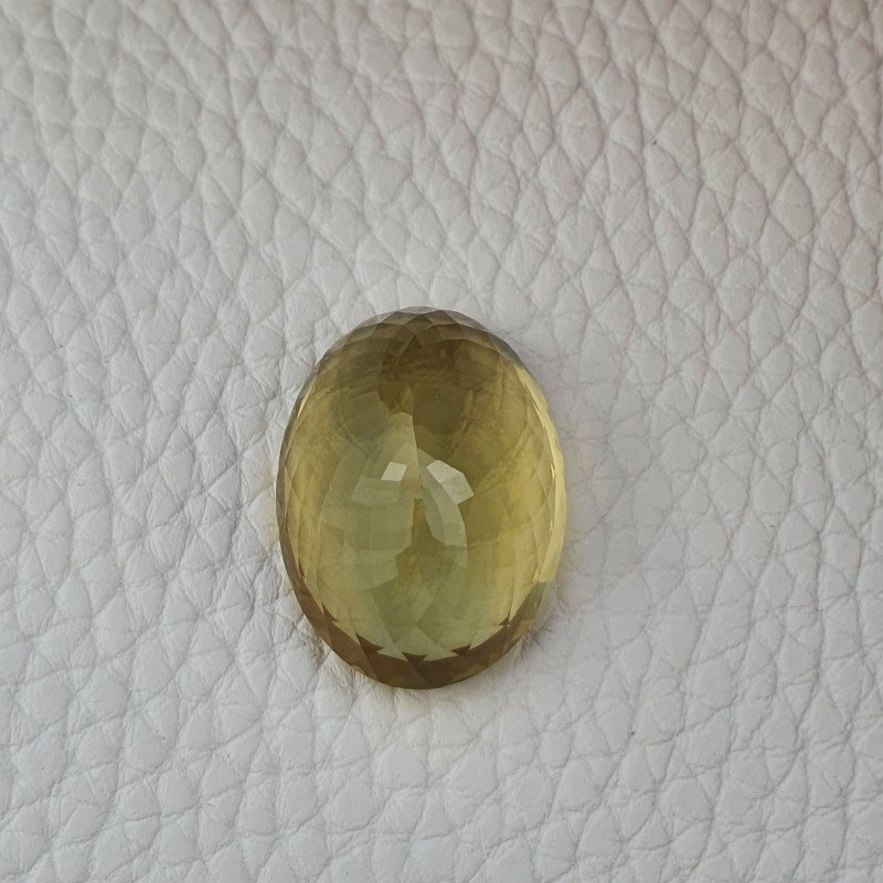 Quarzo Limone Naturale Taglio Ovale Sfaccettato a Mano Gemma Sciolta 26x19x13mm 39,60 Carati 1pz