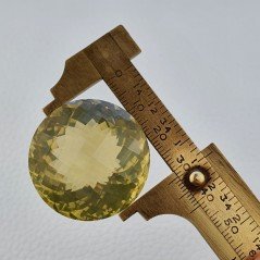 Quarzo Limone Naturale Taglio Tondo Sfaccettato a Mano Gemma Sciolta 32x32x20mm 112,50 Carati 1pz Quarzo Limone Naturale Taglio Tondo Sfaccettato a Mano Gemma Sciolta 32x32x20mm 112,50 Carati 1pz