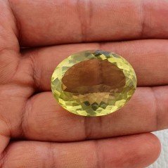 Quarzo Limone Naturale Taglio Ovale Sfaccettato a Mano Gemma Sciolta 30x24x12mm 54,70 Carati 1pz