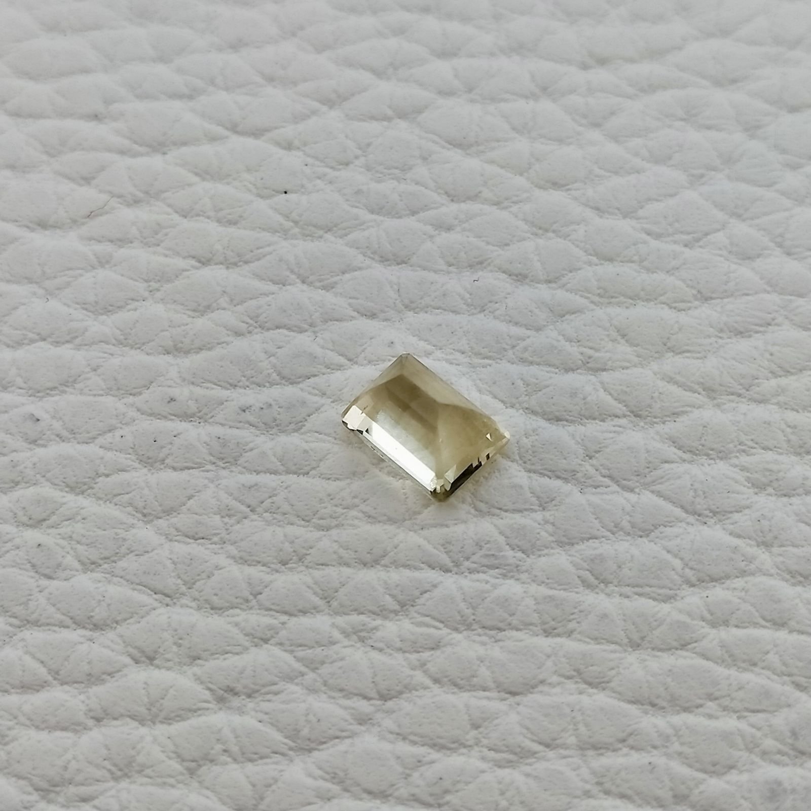 Acquamarina Gialla Naturale Taglio Smeraldo Ottagono Sfaccettata Fatto a Mano Gemma Sciolta 5x7mm AA 1,30 Carati 1pz