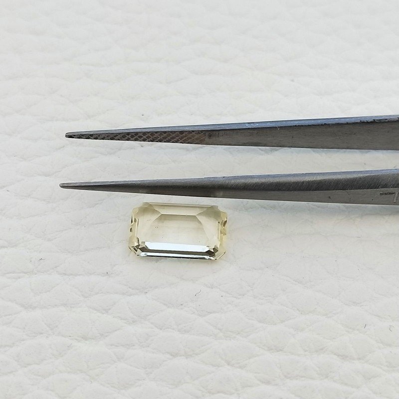 Acquamarina Gialla Naturale Taglio Smeraldo Ottagono Sfaccettata Fatto a Mano Gemma Sciolta 6x10mm AA 2,05 Carati 1pz
