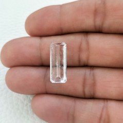 Gemma Sciolta di Kunzite Naturale, Taglio Smeraldo Ottagono Sfaccettato a Mano, 9x21 mm, 10,60 ct Gemma Sciolta di Kunzite Naturale, Taglio Smeraldo Ottagono Sfaccettato a Mano, 9x21 mm, 10,60 ct