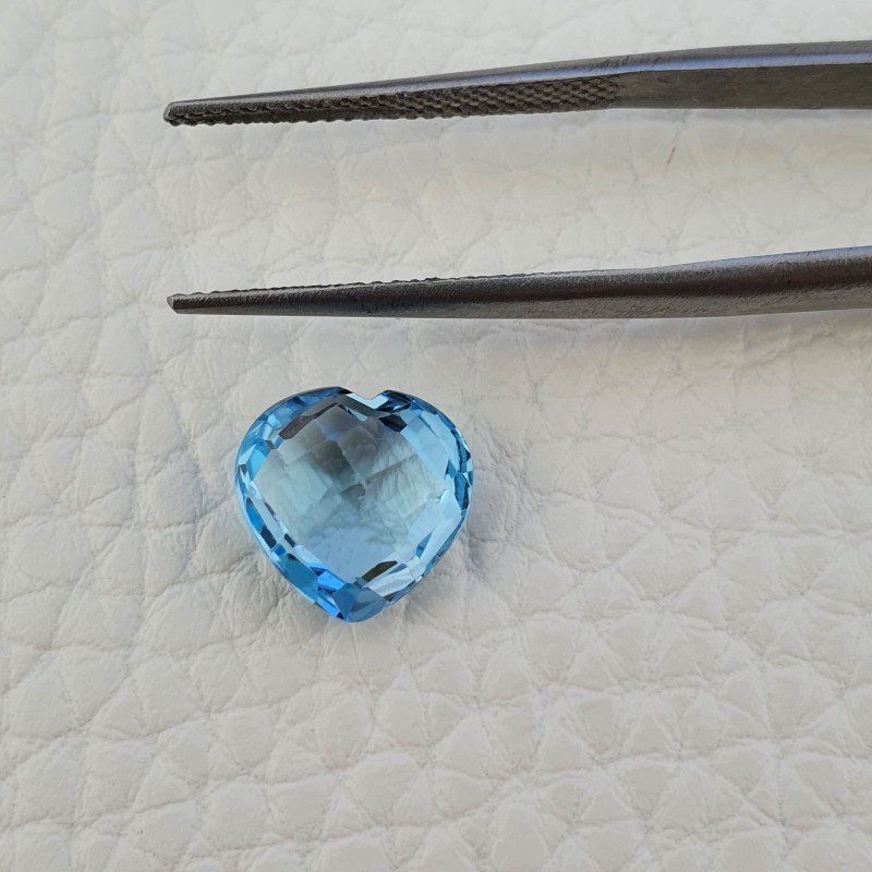 Topazio Azzurro Blu Svizzero Taglio Cuore Piatto Briollette Sfacettata Fatto a Mano 10X10X5mm 4,50 Carati 1pz