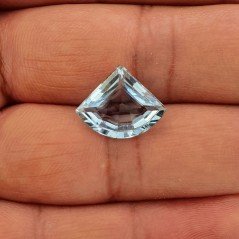 Topazio Azzurro Blu Svizzero Taglio Triangolo Fantasia Sfacettata Fatto a Mano 16X13X6mm 7,50 Carati 1pz