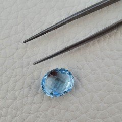 Briolette di Topazio Azzurro Blu Svizzero, Taglio Ovale Piatto, Sfaccettata a Mano, 10x12 mm