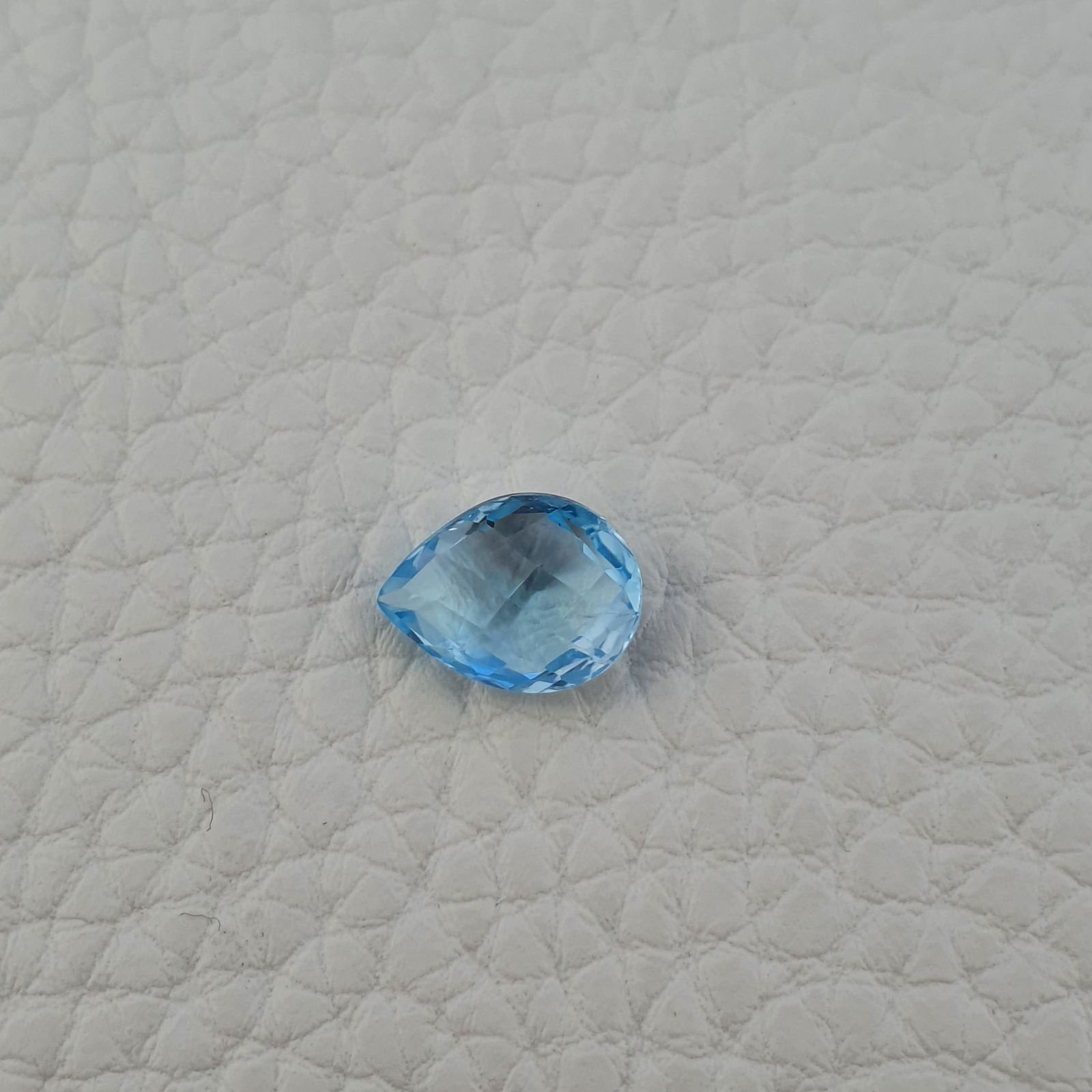 Topazio Azzurro Blu Svizzero Taglio Goccia Piatto Briollette Sfacettata Fatto a Mano 8x11mm 1pz