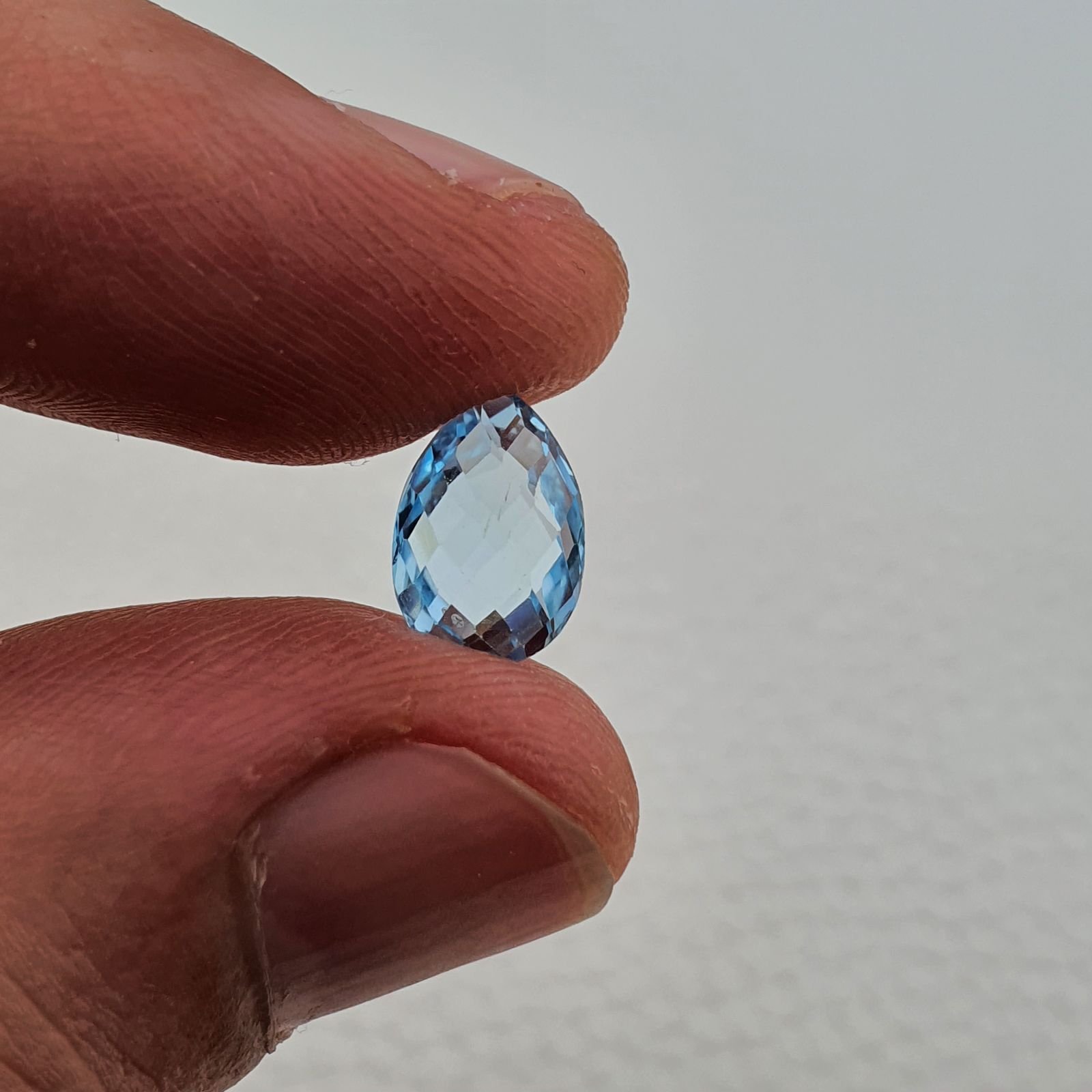 Topazio Azzurro Blu Svizzero Taglio Goccia Piatto Briollette Sfacettata Fatto a Mano 7x10mm 1pz