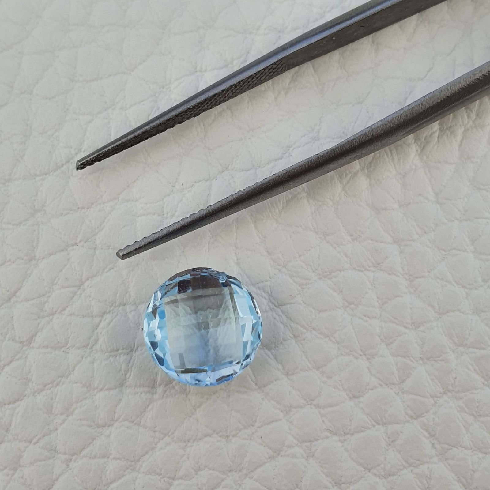 Topazio Azzurro Blu Svizzero Taglio Tondo Piatto Briollette Sfacettata Fatto a Mano 10mm 1pz