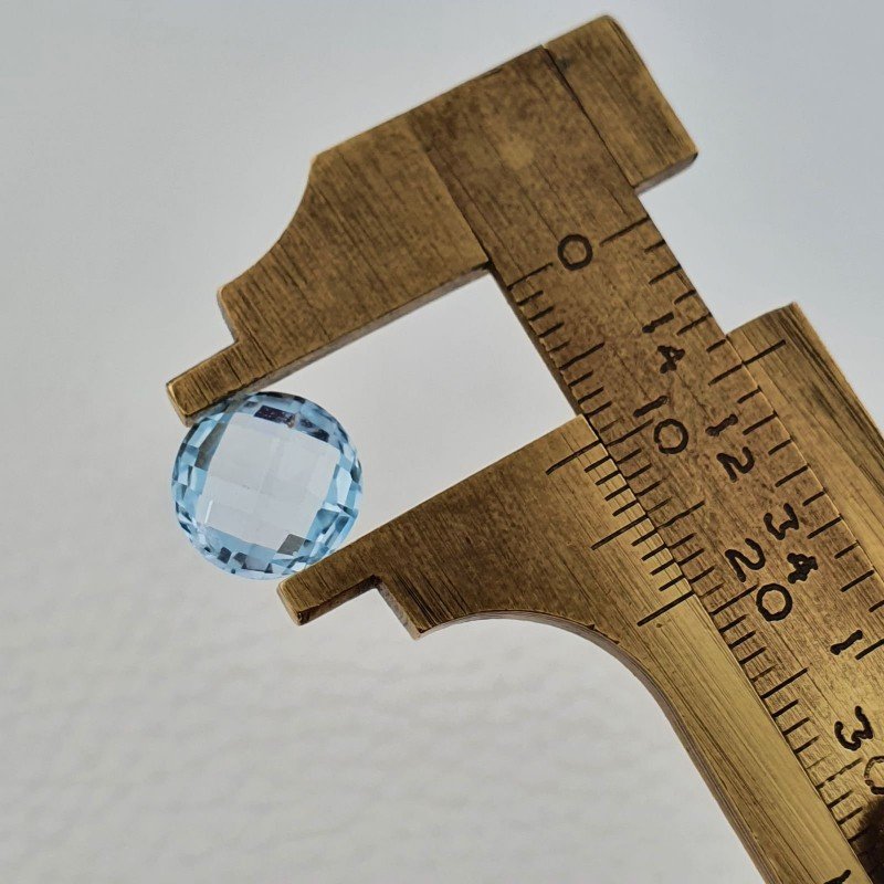 Topazio Azzurro Blu Svizzero Taglio Tondo Piatto Briollette Sfacettata Fatto a Mano 10mm 1pz Topazio Azzurro Blu Svizzero Taglio Tondo Piatto Briollette Sfacettata Fatto a Mano 10mm 1pz