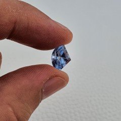 Topazio Azzurro Blu Svizzero Taglio Triangolo Fantasia Sfacettata Fatto a Mano 12X8X5mm 3,05 Carati 1pz