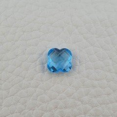 Topazio Azzurro Blu Svizzero Taglio Quadrifoglio Piatto Briollette Sfacettata Fatto a Mano 8X10mm 6,85 Carati 1pz