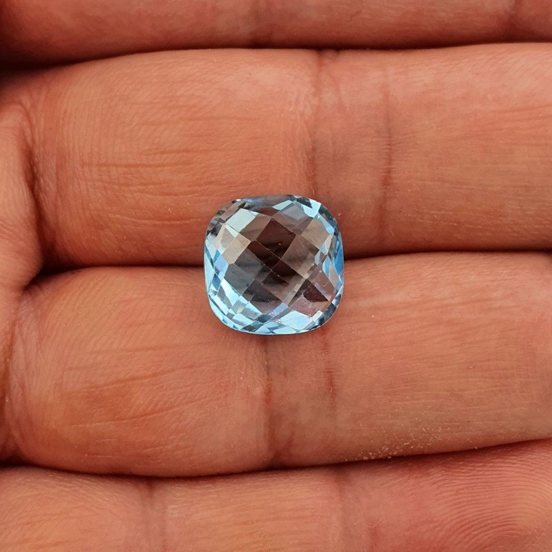 Topazio Azzurro Blu Svizzero Taglio Cuscino Piatto Briollette Sfacettata Fatto a Mano 14X14X7mm 11,95 Carati 1pz
