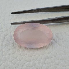 Quarzo Rosa Naturale Taglio Ovale Sfaccettato a Mano Gemma Sciolta 22X14X9mm 18,30 Carati 1pz