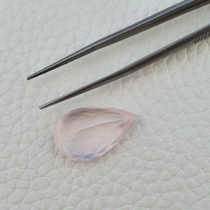 Quarzo Rosa Naturale Taglio Goccia Sfaccettato a Mano Gemma Sciolta 22X14X8mm 14,25 Carati 1pz